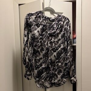 Black and White Snakeskin print Women's Top